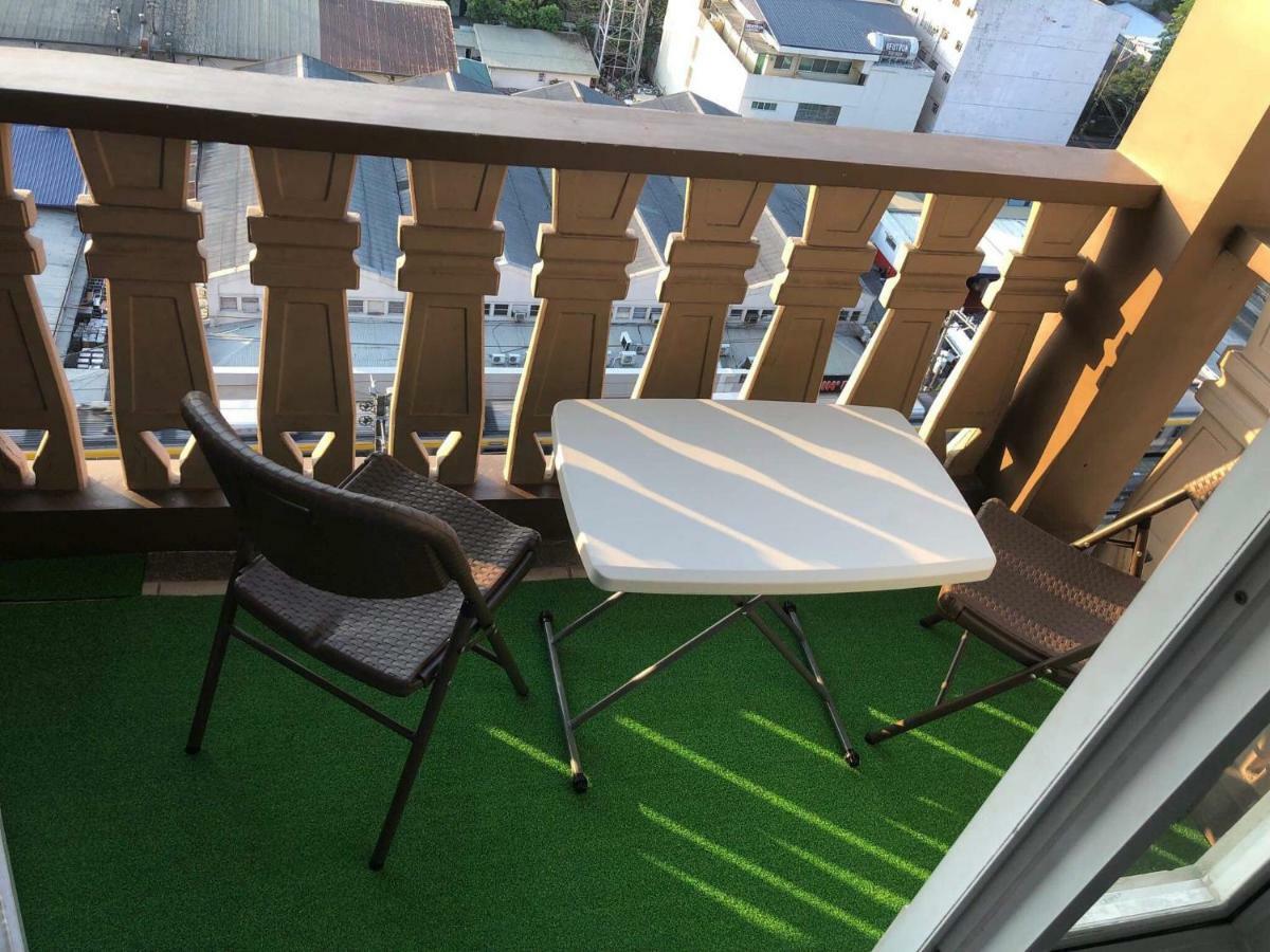 Pine Crest Condominium مانيلا المظهر الخارجي الصورة